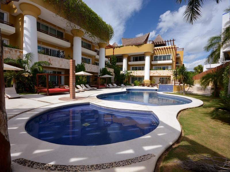 Secret Paradise Playa del Carmen Exterior photo